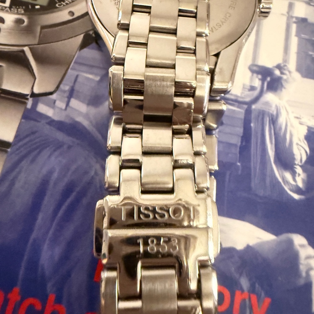 Women’sTissot stainless steel mother of pearl Watch - Picture 4 of 15